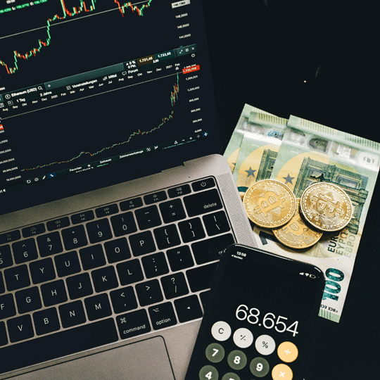 Vektor Grandior tým odborníků na kryptoinvestice